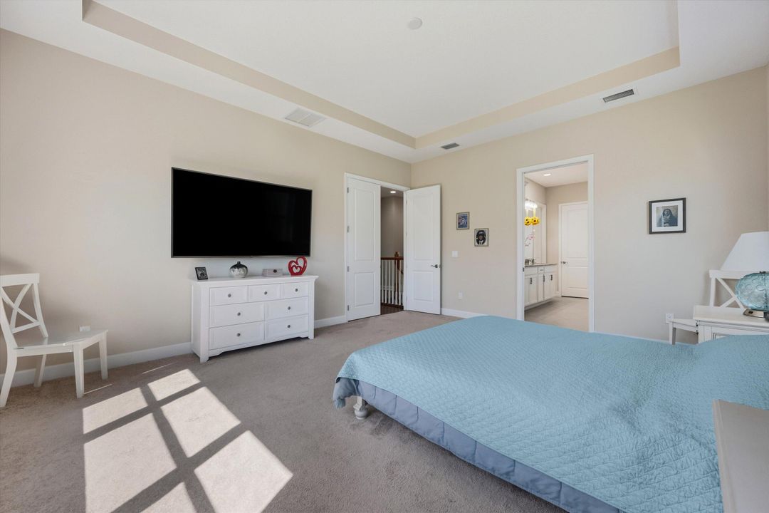 For Sale: $750,000 (4 beds, 3 baths, 2982 Square Feet)