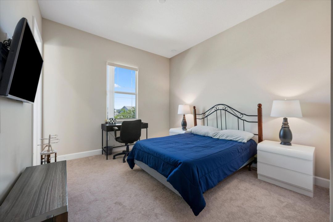 For Sale: $750,000 (4 beds, 3 baths, 2982 Square Feet)