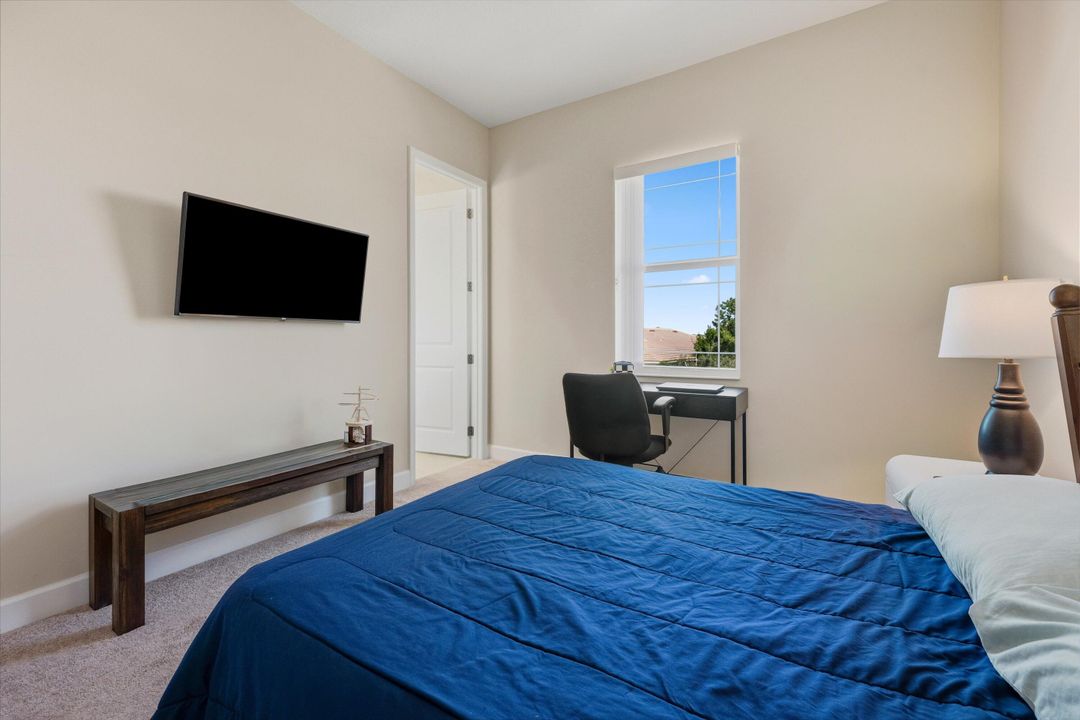 For Sale: $750,000 (4 beds, 3 baths, 2982 Square Feet)