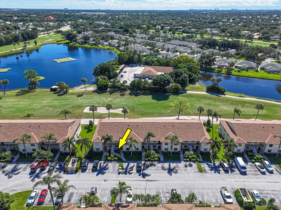 На продажу: $320,000 (2 спален, 2 ванн, 1178 Квадратных фут)