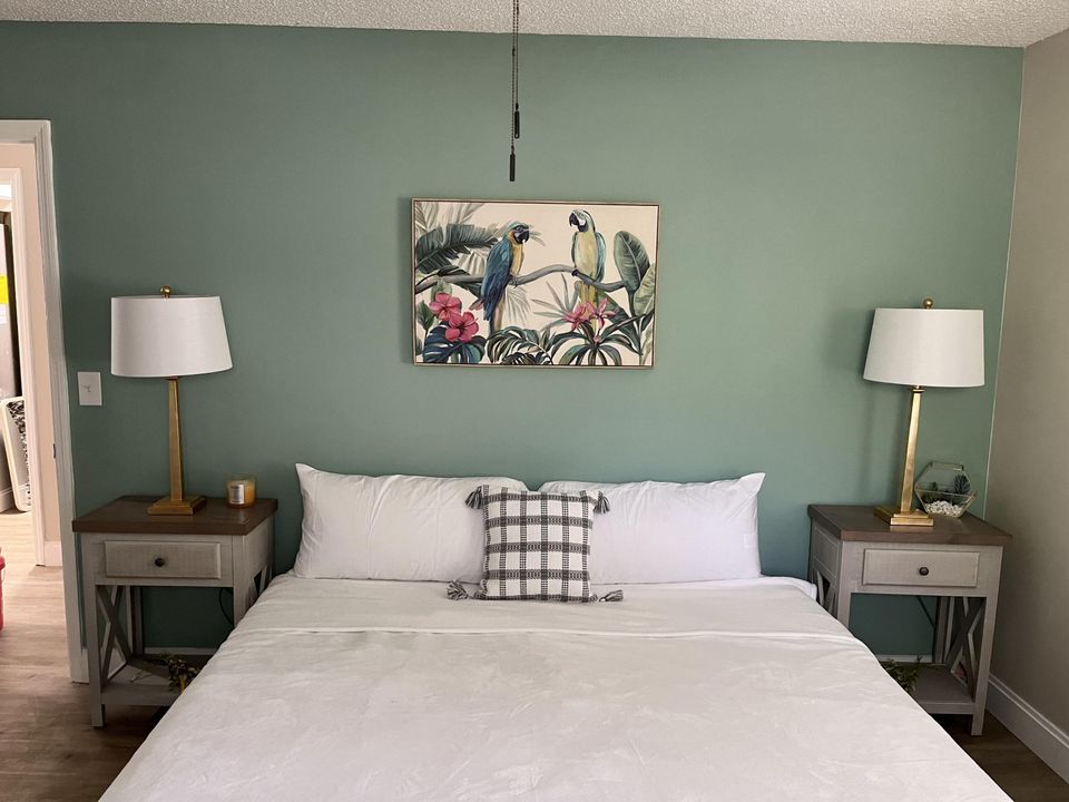 Activo con contrato: $399,900 (0 camas, 0 baños, 1800 Pies cuadrados)