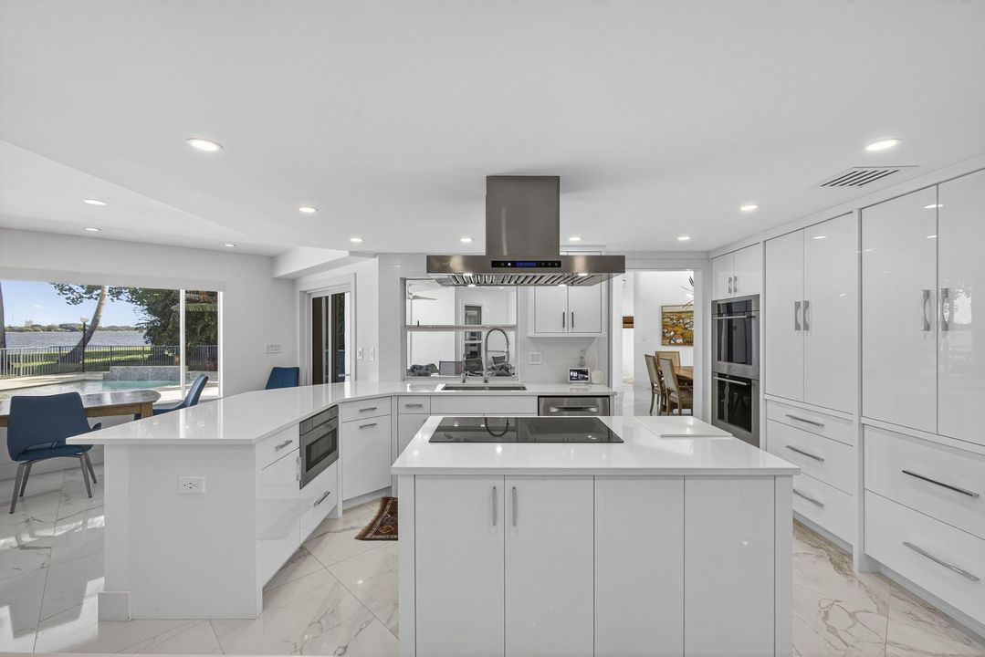 For Sale: $3,990,000 (5 beds, 4 baths, 3514 Square Feet)