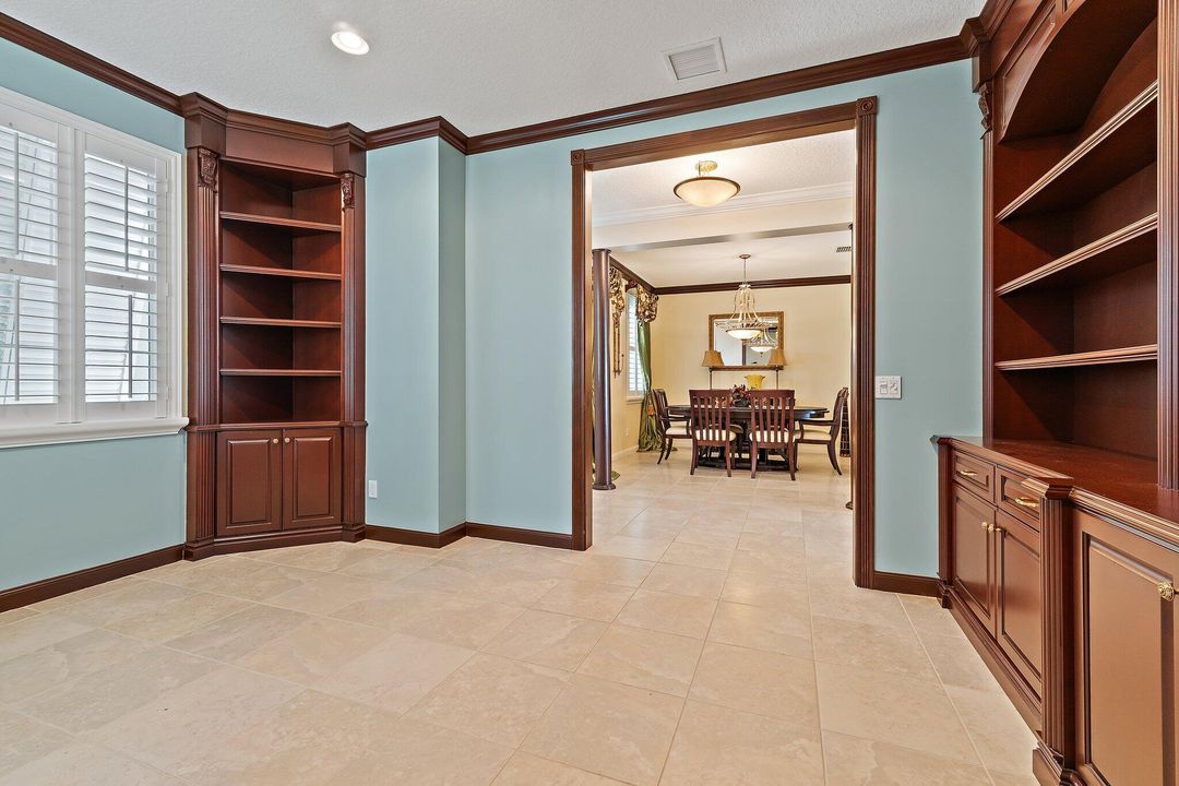 For Rent: $6,500 (4 beds, 3 baths, 2612 Square Feet)