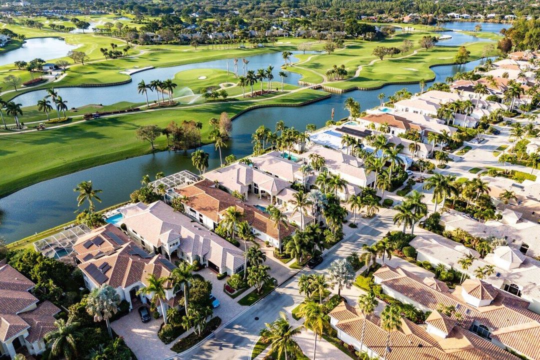 For Sale: $1,124,900 (4 beds, 4 baths, 3389 Square Feet)