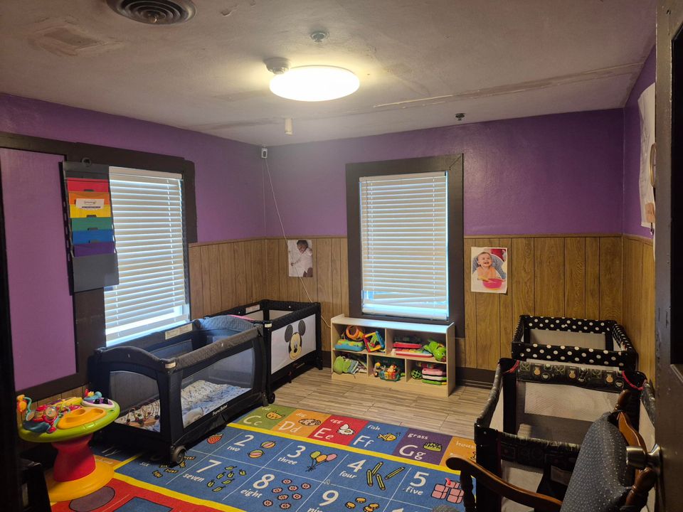 For Sale: $399,900 (0 beds, 0 baths, 1764 Square Feet)