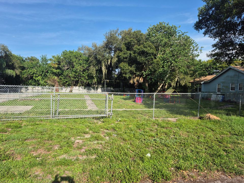 For Sale: $399,900 (0 beds, 0 baths, 1764 Square Feet)