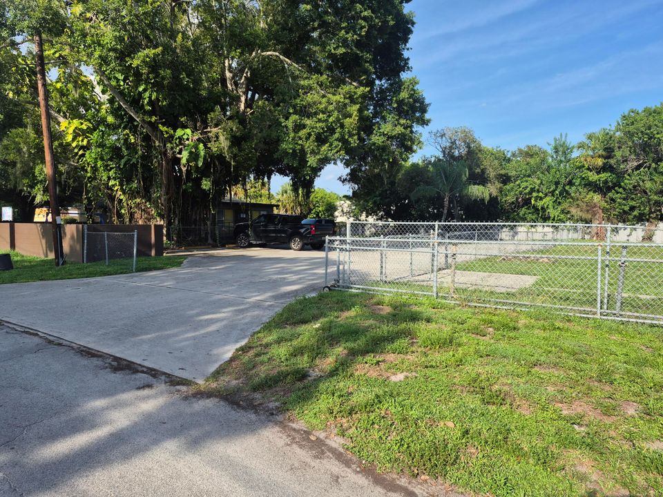 For Sale: $399,900 (0 beds, 0 baths, 1764 Square Feet)