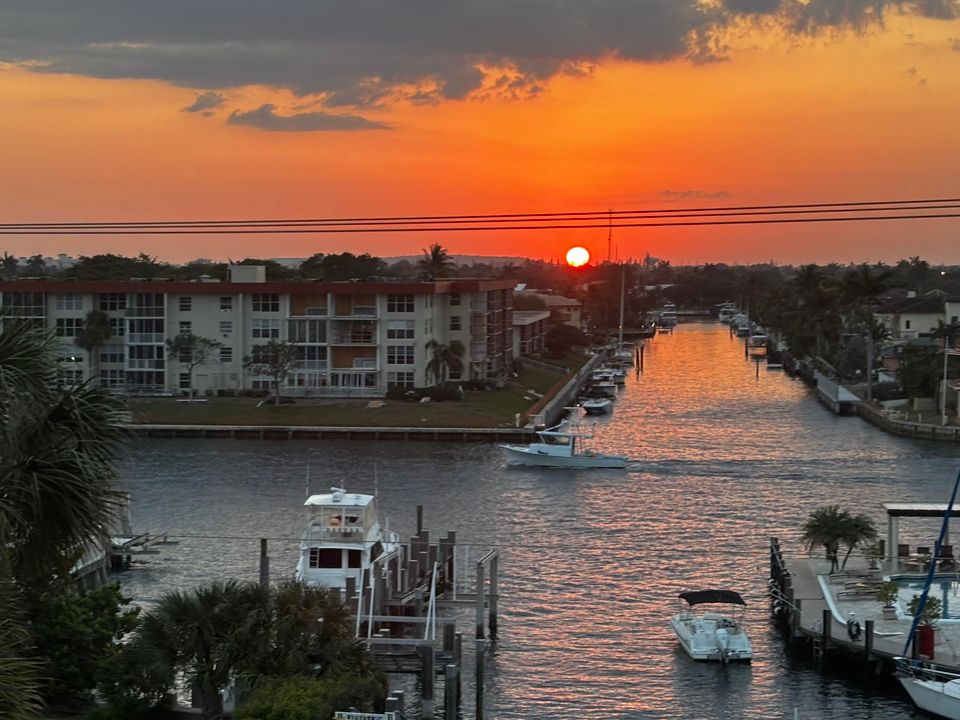 待售: $1,450,000 (2 贝兹, 2 浴室, 2100 平方英尺)