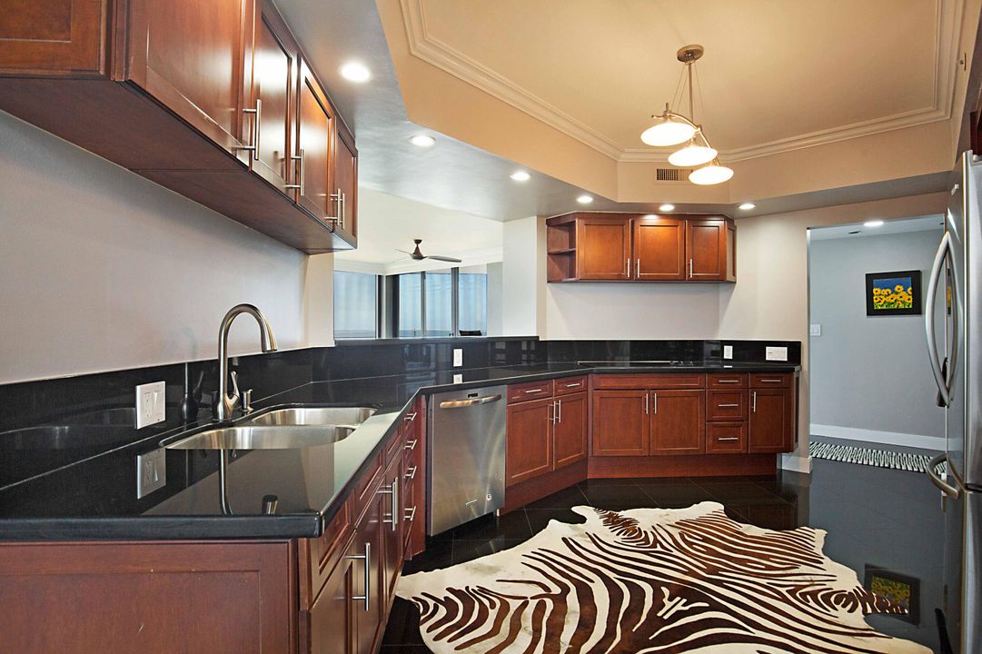 For Rent: $11,000 (3 beds, 2 baths, 2490 Square Feet)