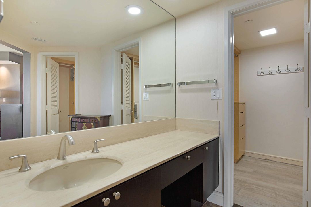 For Rent: $11,000 (3 beds, 2 baths, 2490 Square Feet)