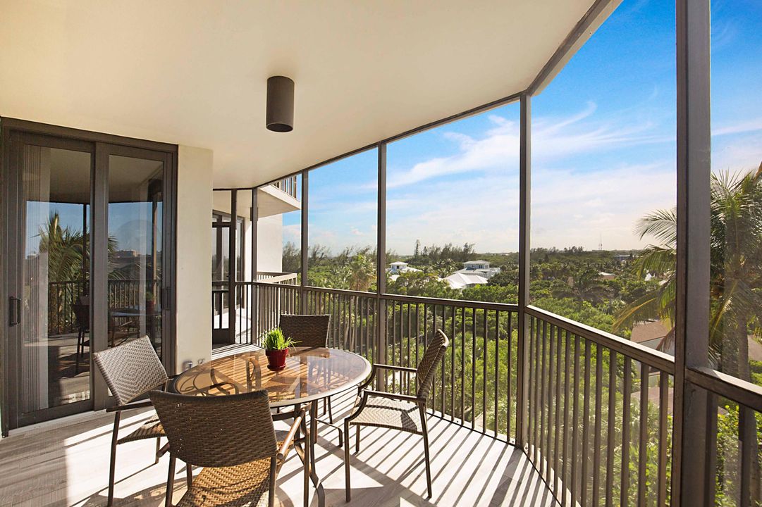 For Rent: $11,000 (3 beds, 2 baths, 2490 Square Feet)