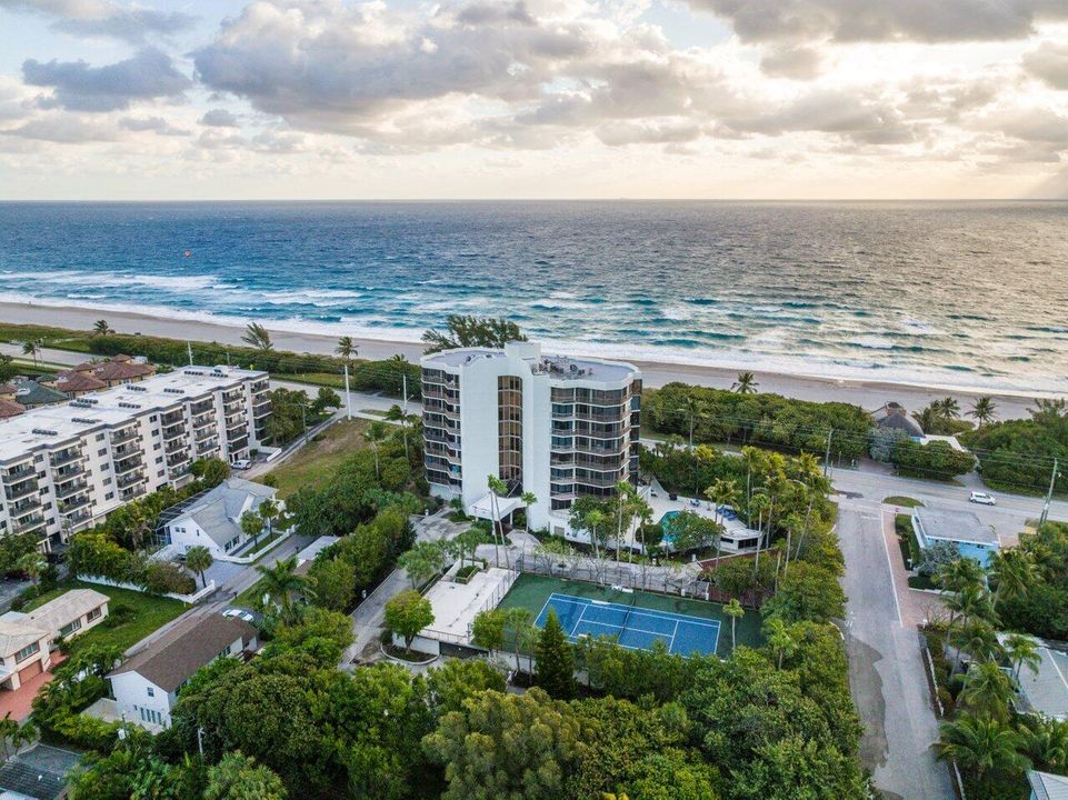 For Rent: $11,000 (3 beds, 2 baths, 2490 Square Feet)