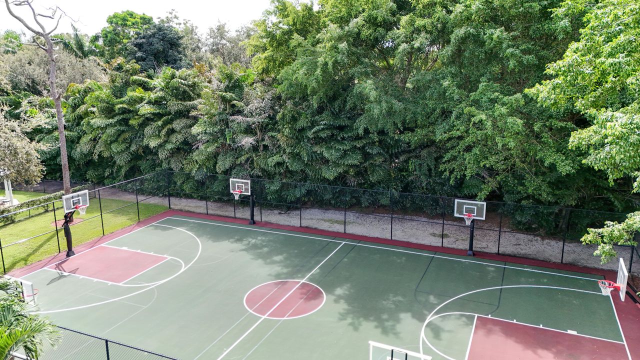 待售: $169,900 (2 贝兹, 2 浴室, 1458 平方英尺)