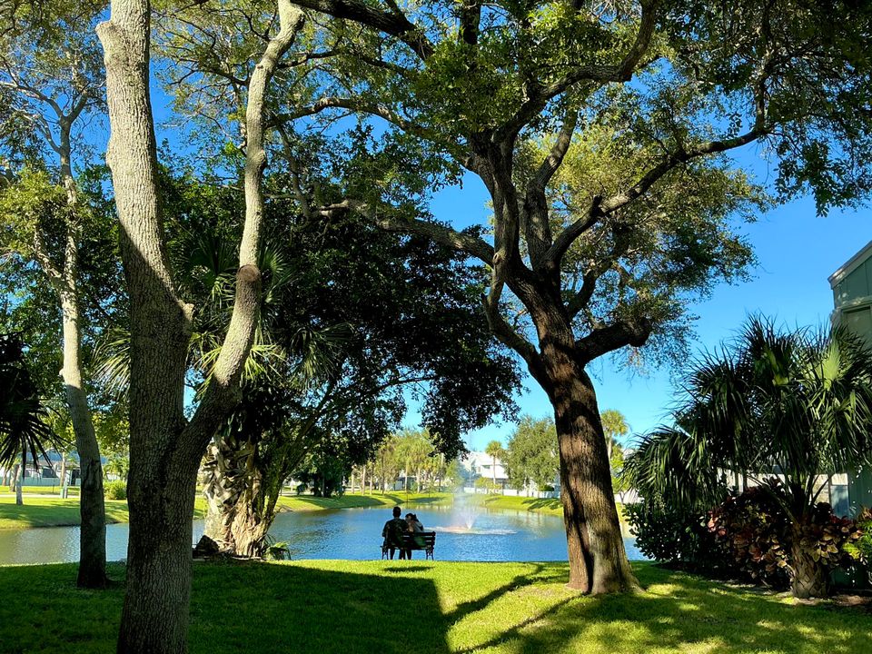 В аренду: $2,400 (2 спален, 2 ванн, 1176 Квадратных фут)