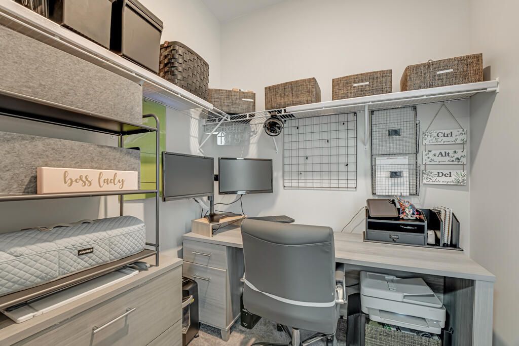 Active With Contract: $539,000 (3 beds, 2 baths, 1895 Square Feet)