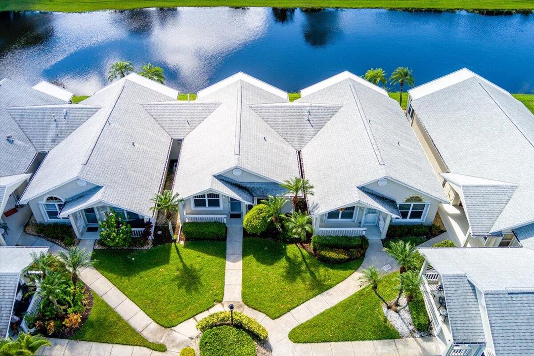 合同活跃: $214,900 (2 贝兹, 2 浴室, 1037 平方英尺)