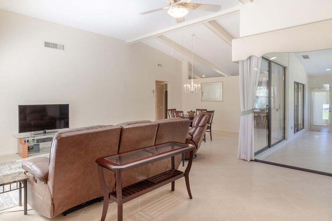 Active With Contract: $3,100 (3 beds, 2 baths, 2108 Square Feet)