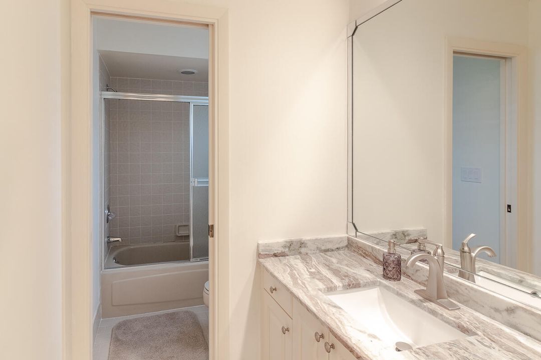 Active With Contract: $3,100 (3 beds, 2 baths, 2108 Square Feet)