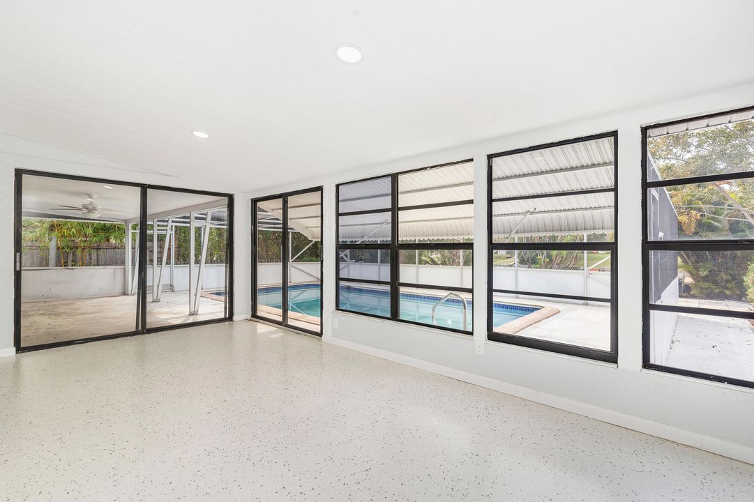 For Rent: $4,500 (2 beds, 2 baths, 1159 Square Feet)