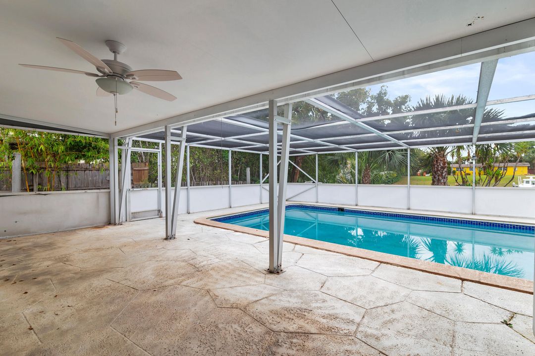 For Rent: $4,500 (2 beds, 2 baths, 1159 Square Feet)