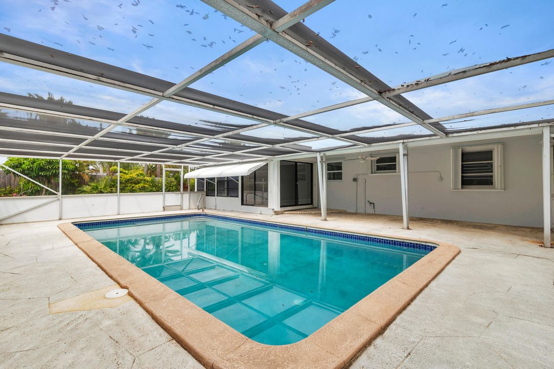 For Rent: $4,500 (2 beds, 2 baths, 1159 Square Feet)