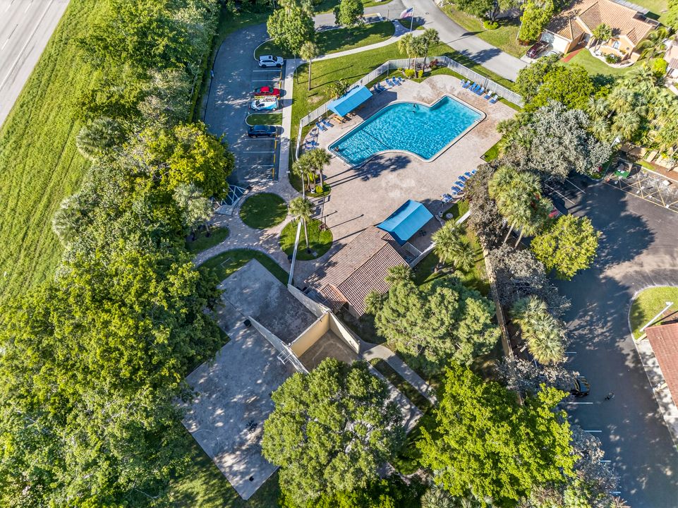 Active With Contract: $398,000 (2 beds, 2 baths, 1442 Square Feet)