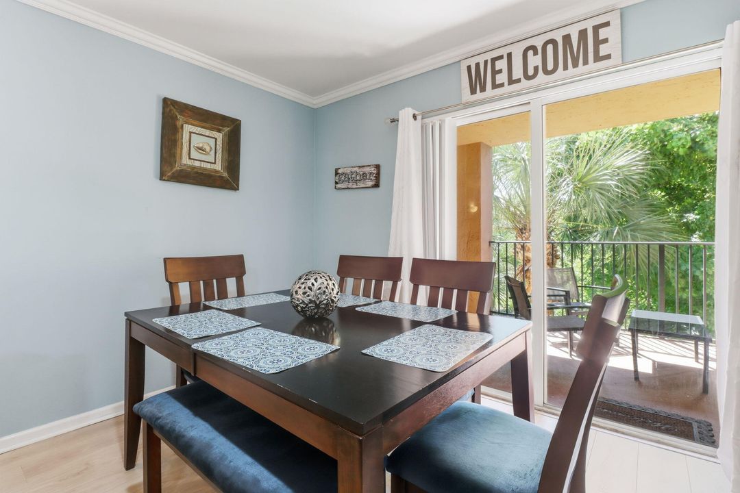 Active With Contract: $279,900 (3 beds, 2 baths, 1298 Square Feet)