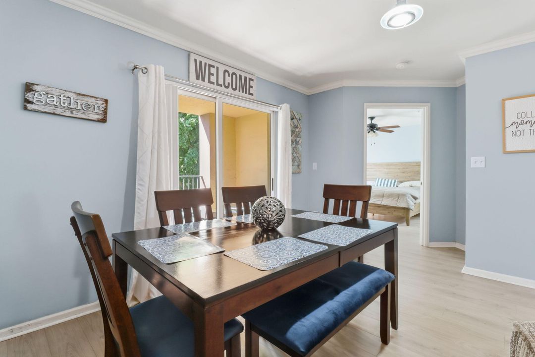 Active With Contract: $279,900 (3 beds, 2 baths, 1298 Square Feet)