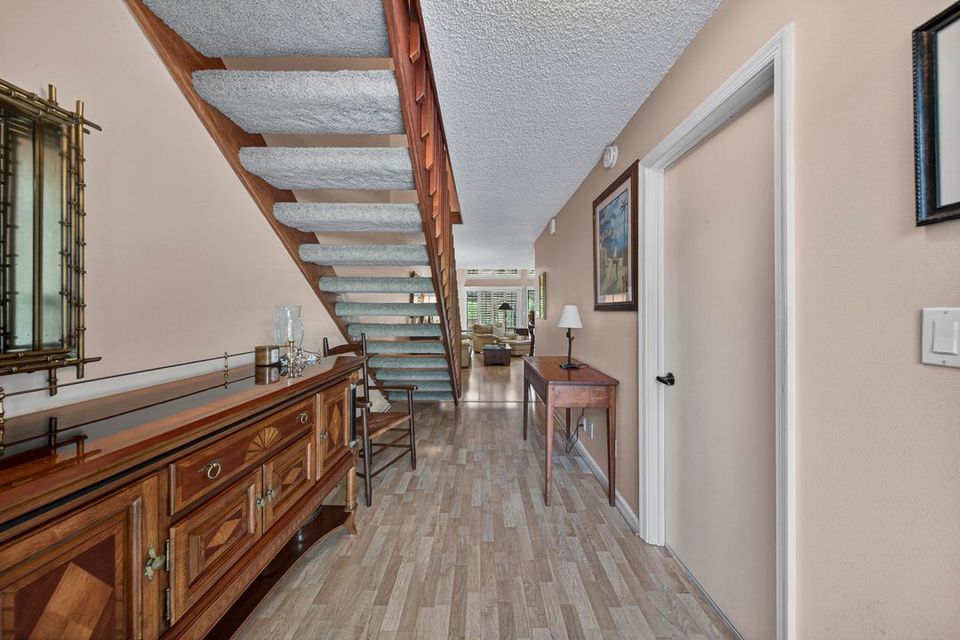 Active With Contract: $398,000 (2 beds, 2 baths, 1442 Square Feet)