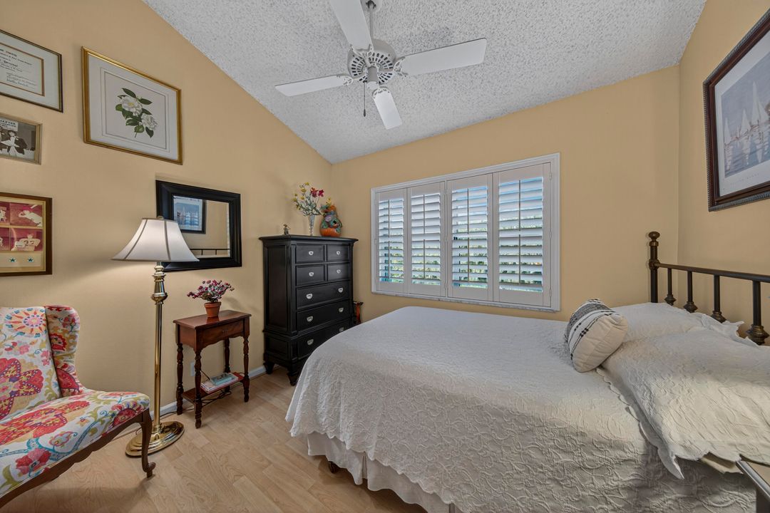 Active With Contract: $398,000 (2 beds, 2 baths, 1442 Square Feet)