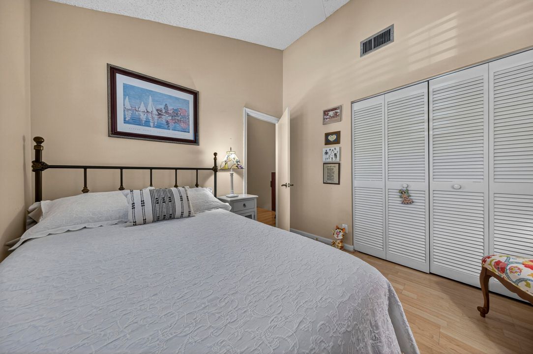 Active With Contract: $398,000 (2 beds, 2 baths, 1442 Square Feet)