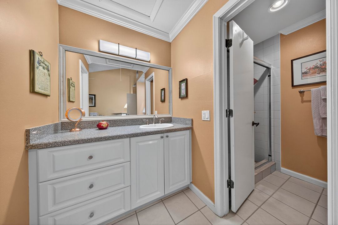 Active With Contract: $398,000 (2 beds, 2 baths, 1442 Square Feet)