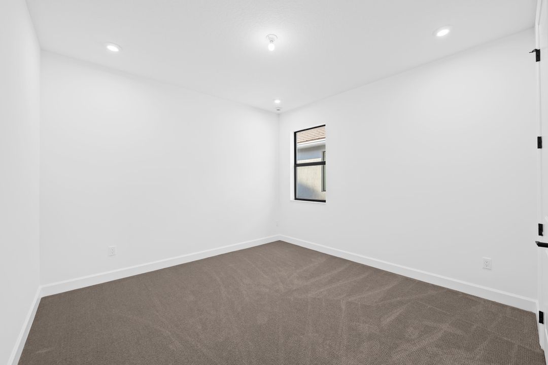 Active With Contract: $1,399,000 (4 beds, 3 baths, 3915 Square Feet)