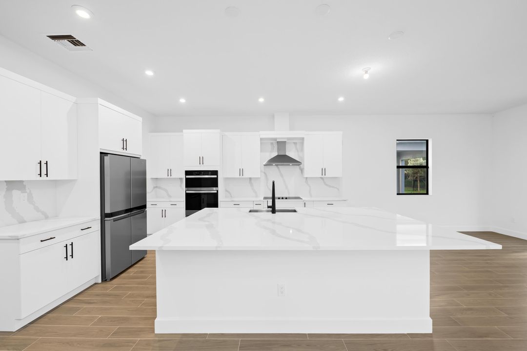 Active With Contract: $1,399,000 (4 beds, 3 baths, 3915 Square Feet)