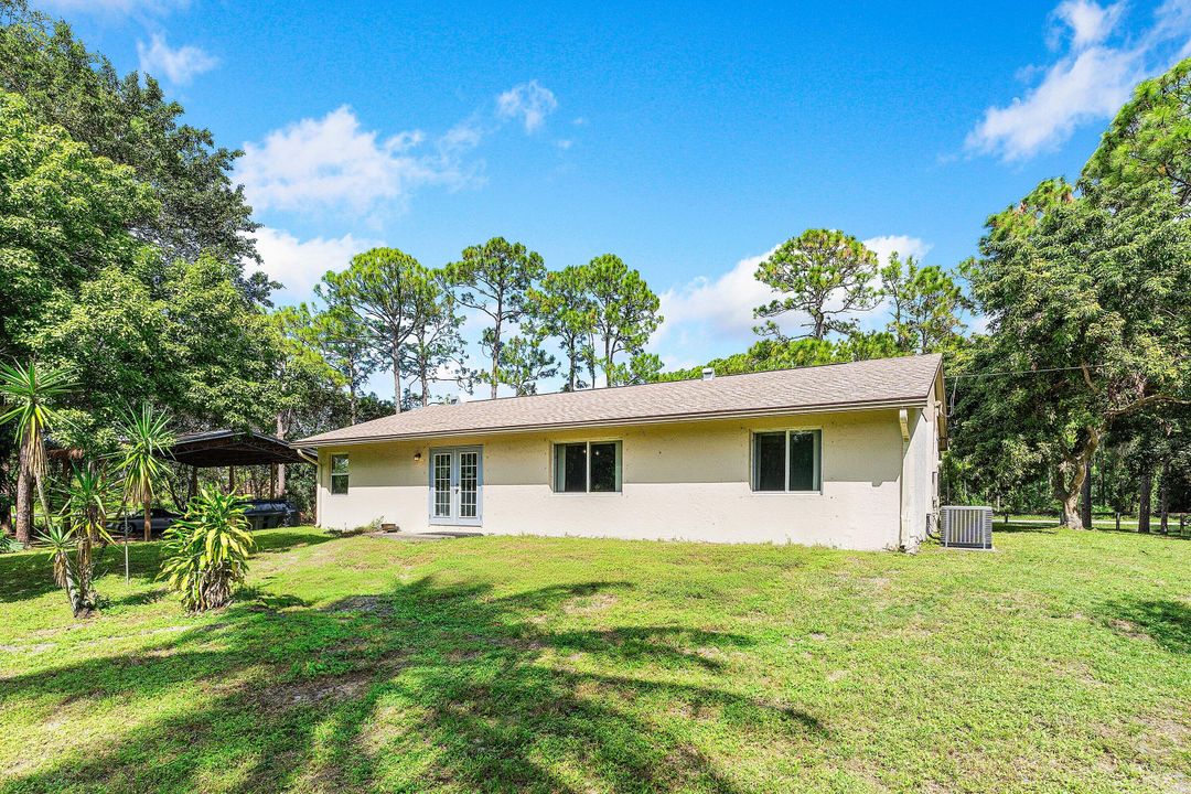 For Sale: $574,999 (3 beds, 2 baths, 1300 Square Feet)