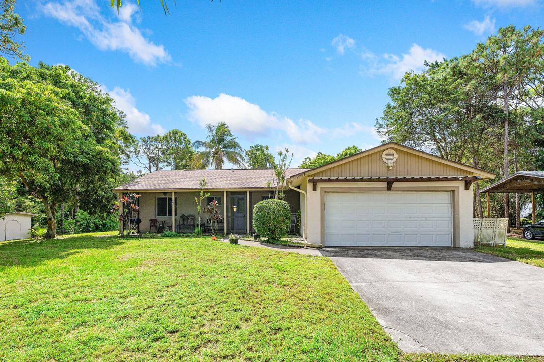 For Sale: $574,999 (3 beds, 2 baths, 1300 Square Feet)