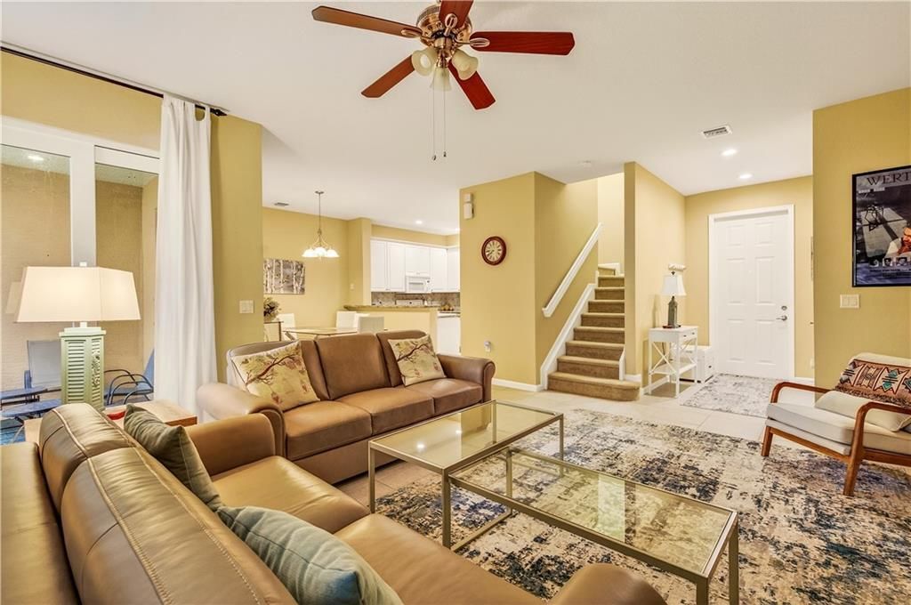 For Sale: $259,000 (3 beds, 2 baths, 1698 Square Feet)