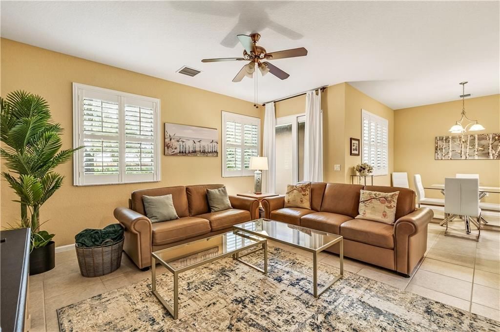 For Sale: $259,000 (3 beds, 2 baths, 1698 Square Feet)