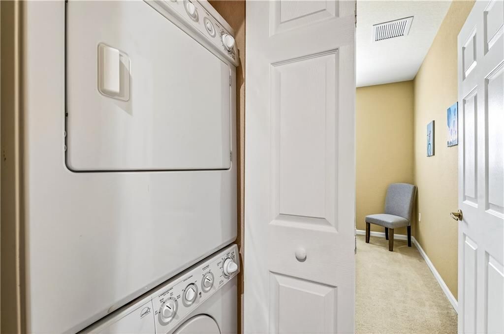 For Sale: $259,000 (3 beds, 2 baths, 1698 Square Feet)