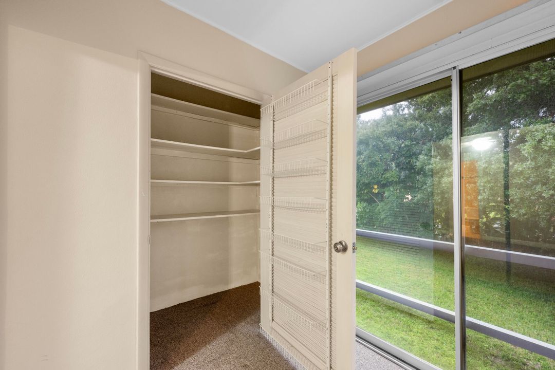 Active With Contract: $1,700 (2 beds, 2 baths, 1032 Square Feet)