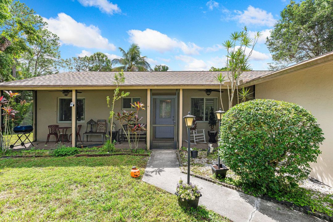 For Sale: $574,999 (3 beds, 2 baths, 1300 Square Feet)