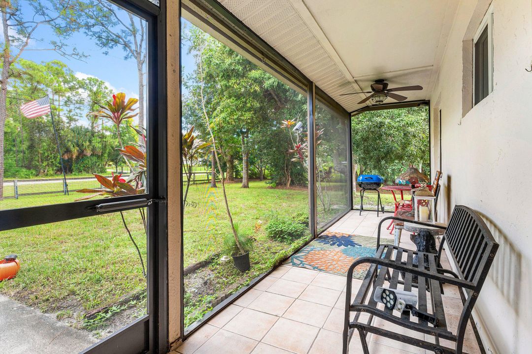 For Sale: $574,999 (3 beds, 2 baths, 1300 Square Feet)