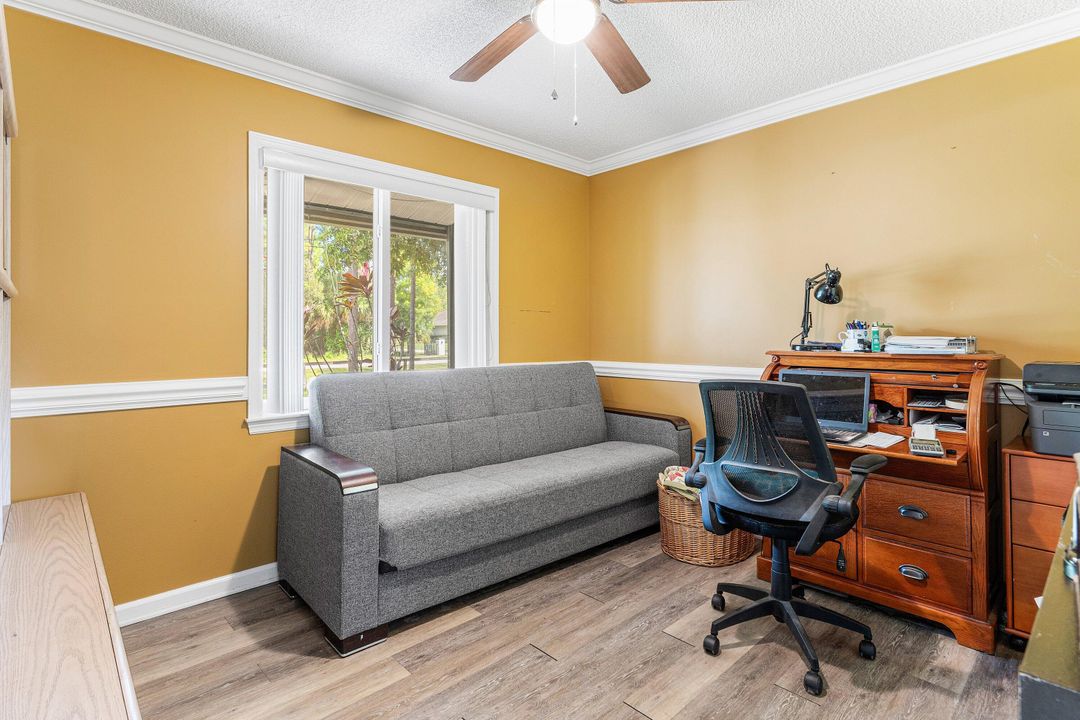 For Sale: $574,999 (3 beds, 2 baths, 1300 Square Feet)