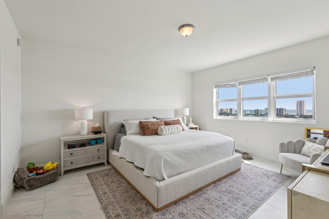 Active With Contract: $685,000 (2 beds, 3 baths, 1852 Square Feet)