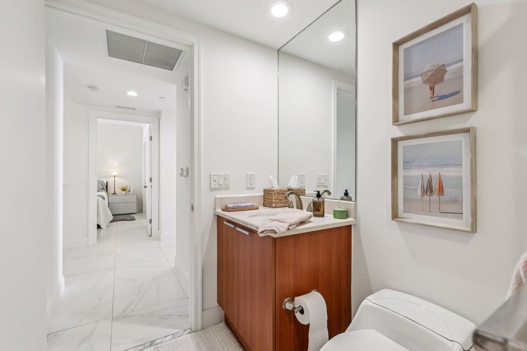 Active With Contract: $685,000 (2 beds, 3 baths, 1852 Square Feet)