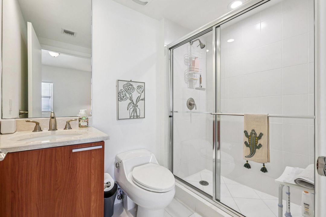 Active With Contract: $685,000 (2 beds, 3 baths, 1852 Square Feet)