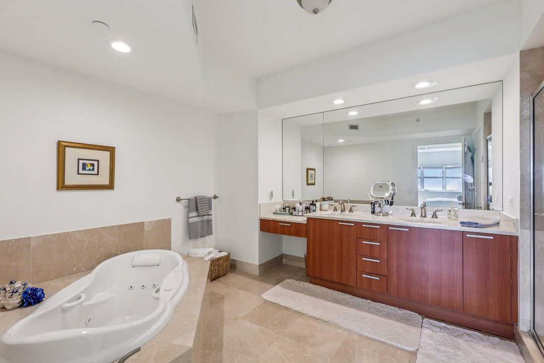 Active With Contract: $685,000 (2 beds, 3 baths, 1852 Square Feet)