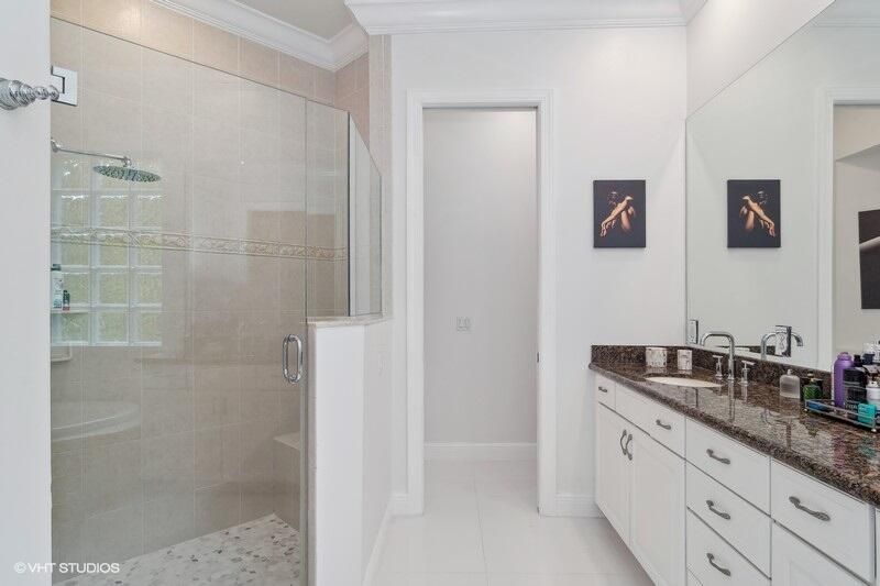 出租: $5,000 (3 贝兹, 3 浴室, 2708 平方英尺)