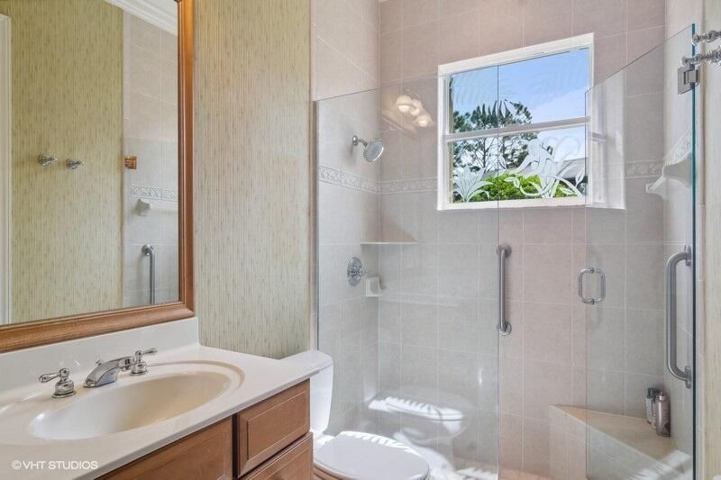 出租: $5,000 (3 贝兹, 3 浴室, 2708 平方英尺)