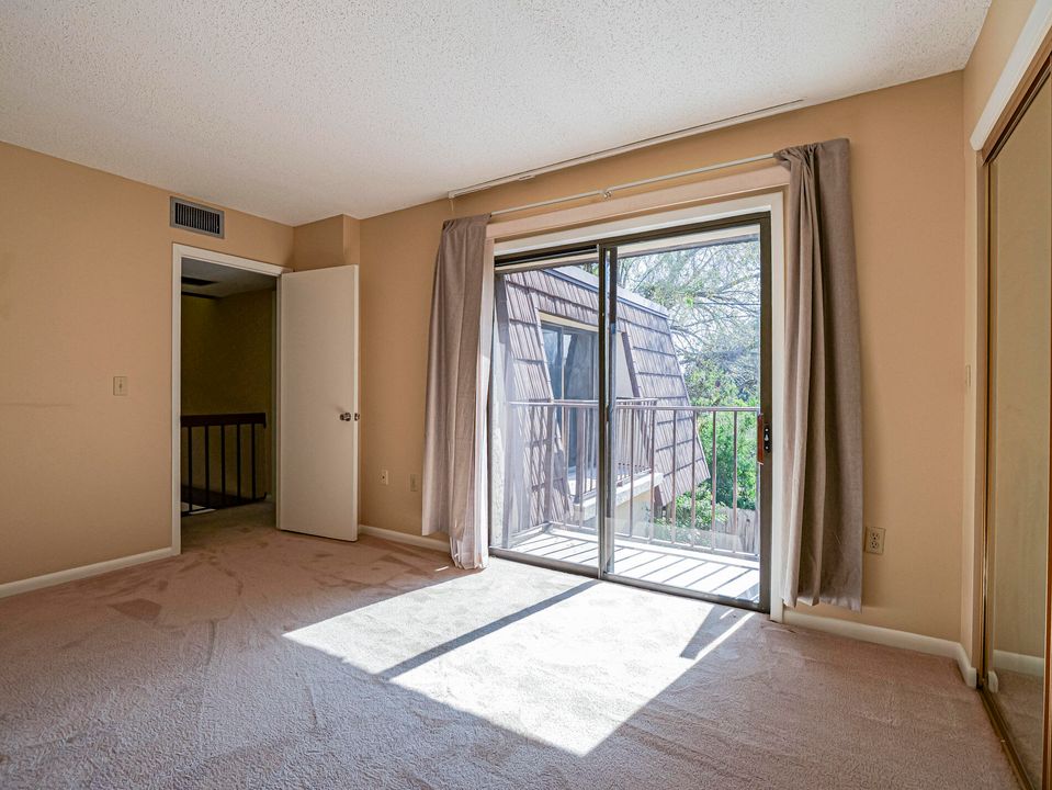 En Venta: $190,000 (2 camas, 2 baños, 1140 Pies cuadrados)